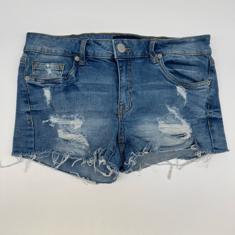AERO Denim Shorts Women’s Size 6 Blue Distressed Low Rise Midi